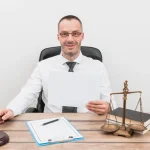 Mengapa Bisnis Anda Butuh Legal Officer Sejak Dini?